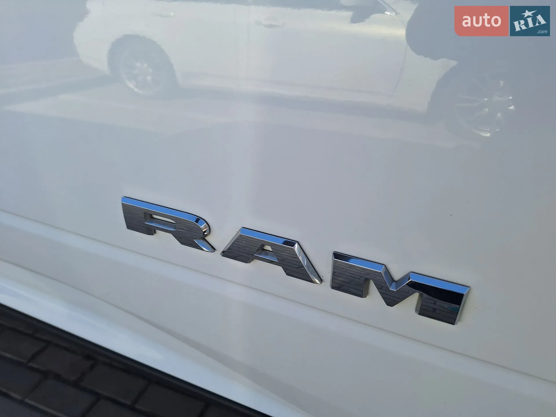2019 Dodge RAM - мініатюра 11