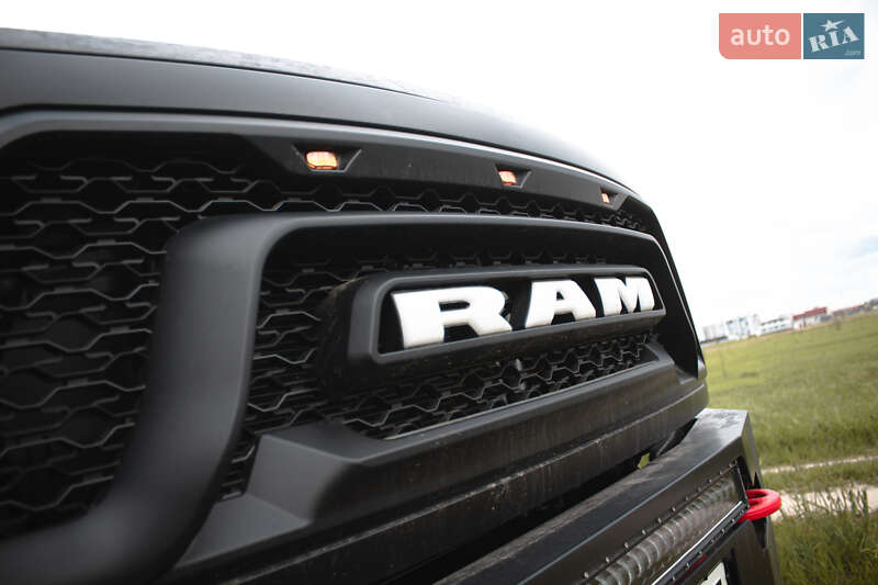 Інші вантажівки Dodge RAM 2500 2010 в Києві