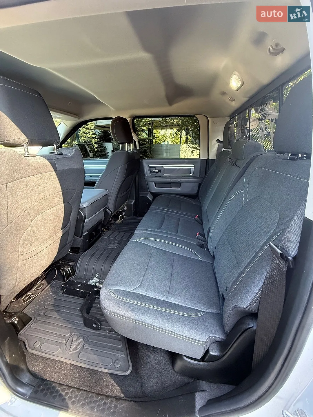2018 Dodge RAM - мініатюра 27