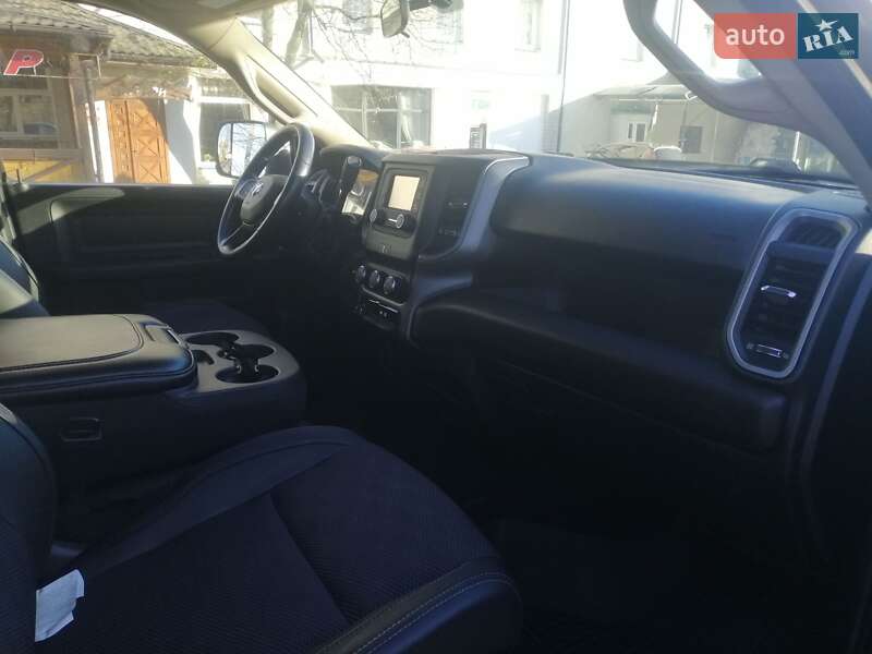 Пикап Dodge RAM 3500 2018 в Ивано-Франковске