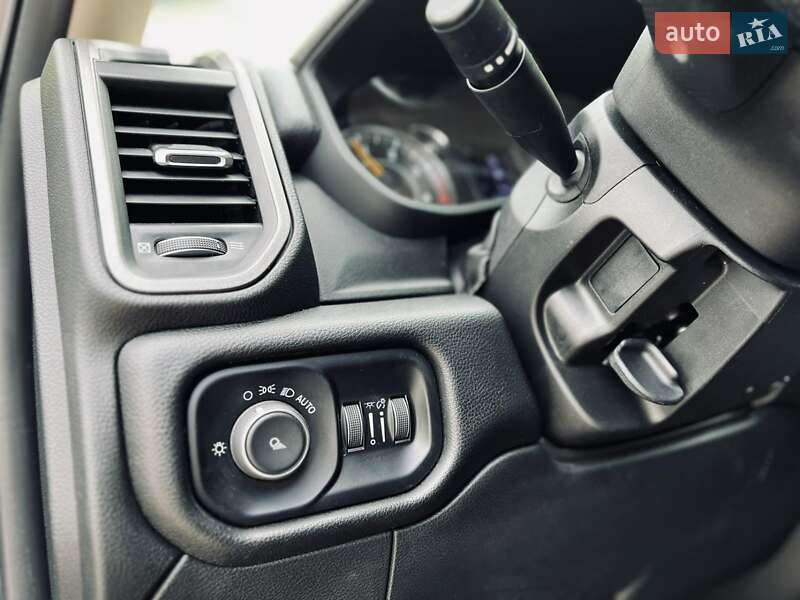 Пикап Dodge RAM 3500 2018 в Ивано-Франковске