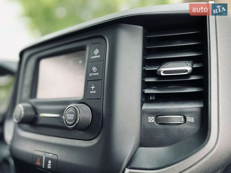 Пикап Dodge RAM 3500 2018 в Ивано-Франковске