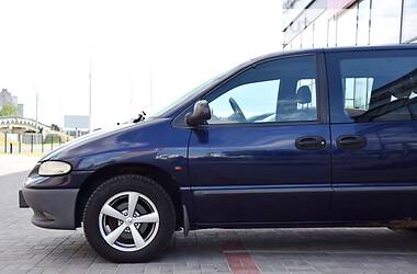 Минивэн Dodge Ram Van 1999 в Киеве