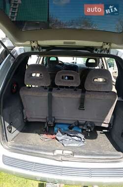 Минивэн Dodge Ram Van 2002 в Турийске