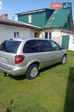 Минивэн Dodge Ram Van 2002 в Турийске
