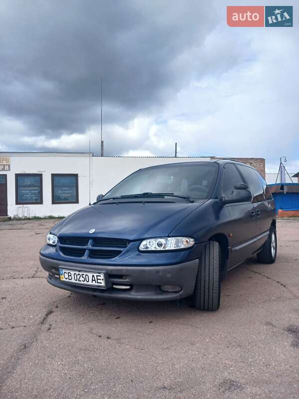 Dodge Ram Van 2000