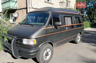 Мінівен Dodge Ram Van 1993 в Києві