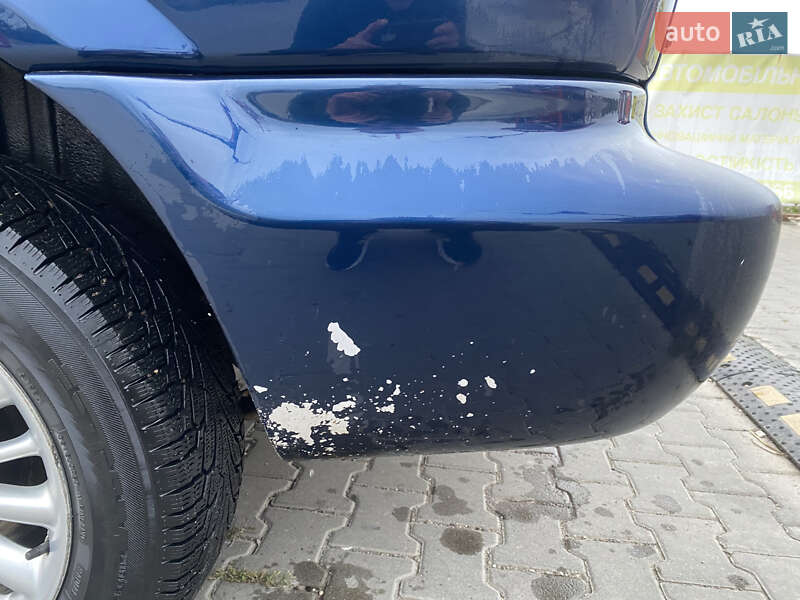 Минивэн Dodge Ram Van 2003 в Берегово