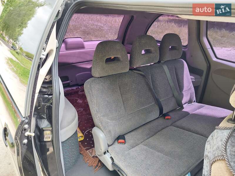 Минивэн Dodge Ram Van 2003 в Ровно