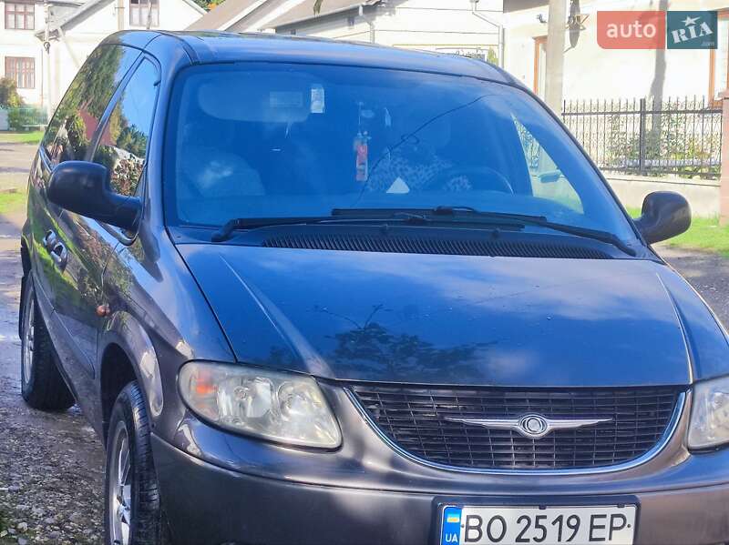 Минивэн Dodge Ram Van 2003 в Гусятине