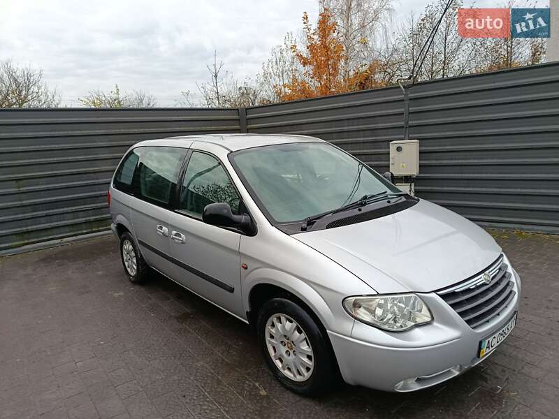 Мінівен Dodge Ram Van 2005 в Ратному