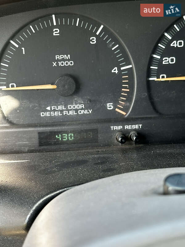 Мінівен Dodge Ram Van 2000 в Радивиліві