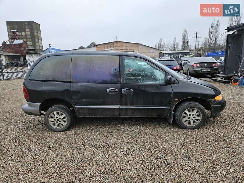 Минивэн Dodge Ram Van 1998 в Шостке