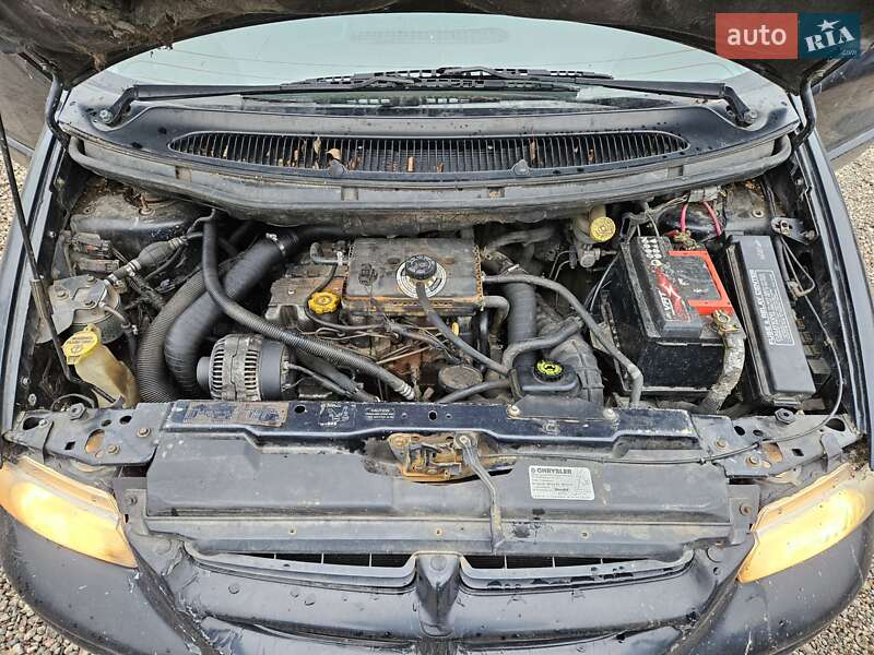 Минивэн Dodge Ram Van 1998 в Шостке
