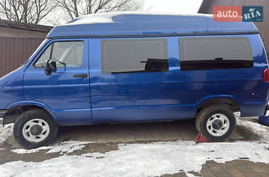 Мінівен Dodge Ram Van 1993 в Чернівцях
