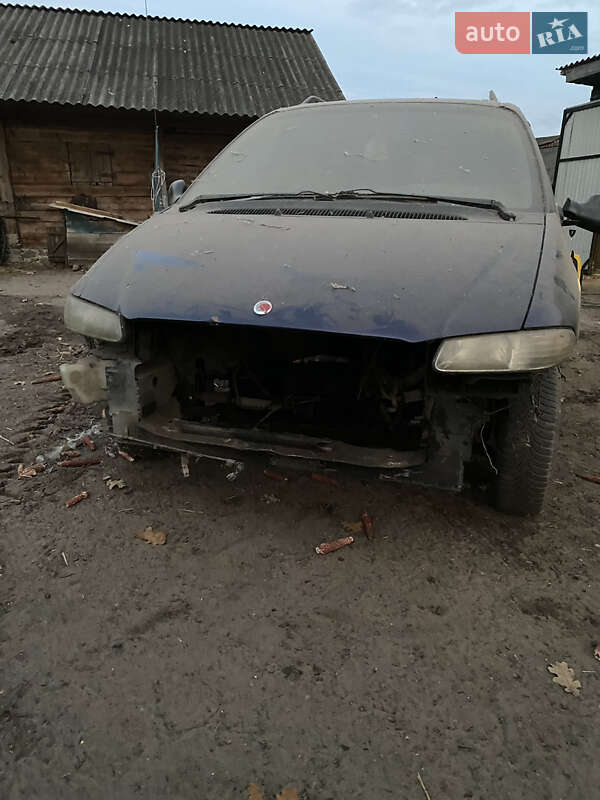 Мінівен Dodge Ram Van 1998 в Сарнах