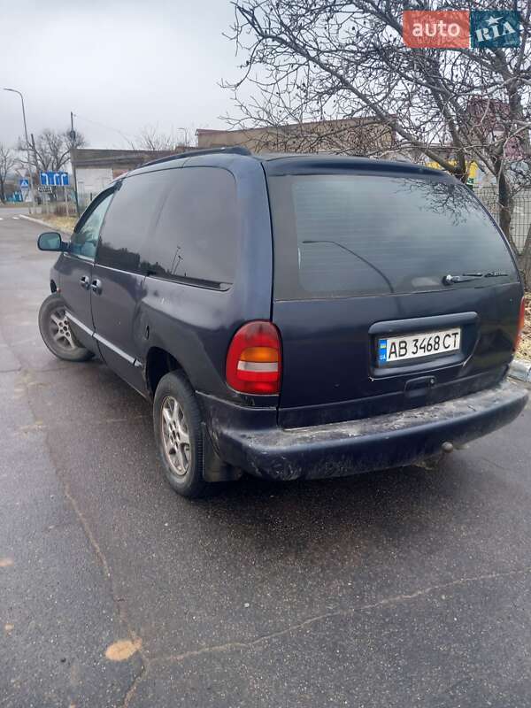 Минивэн Dodge Ram Van 1999 в Новой Одессе