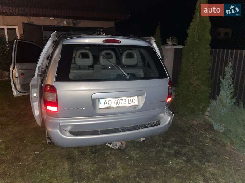 Мінівен Dodge Ram Van 2003 в Мукачевому