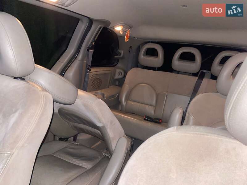 Мінівен Dodge Ram Van 2003 в Мукачевому