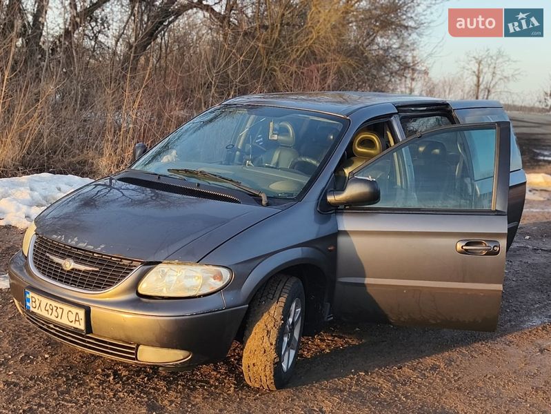 Мінівен Dodge Ram Van 2003 в Городку