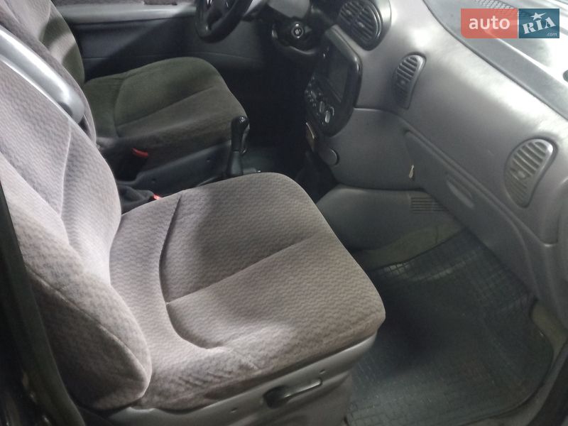 Минивэн Dodge Ram Van 1999 в Харькове