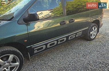 Минивэн Dodge Ram Van 2001 в Виноградове