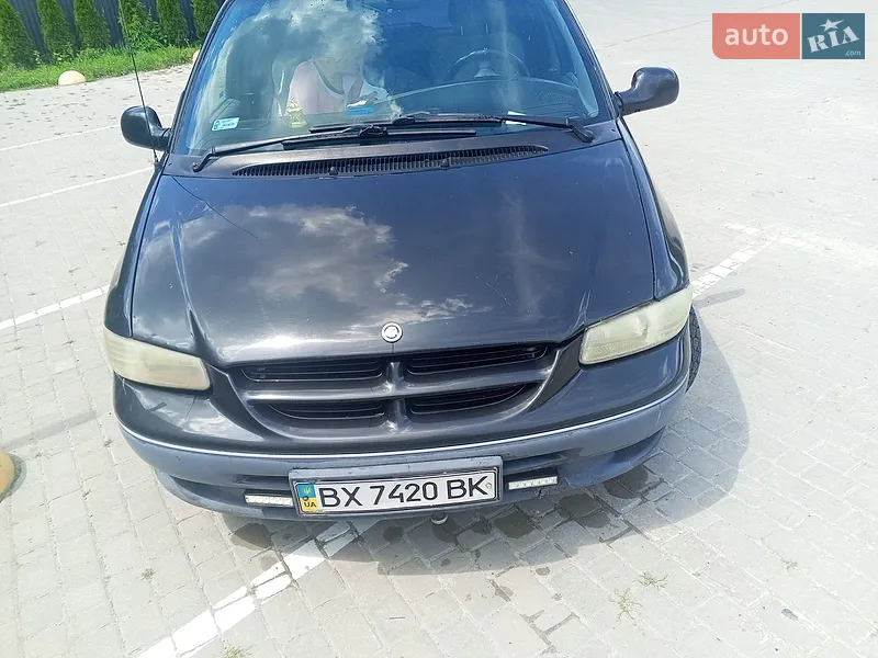 Dodge Ram Van 2000