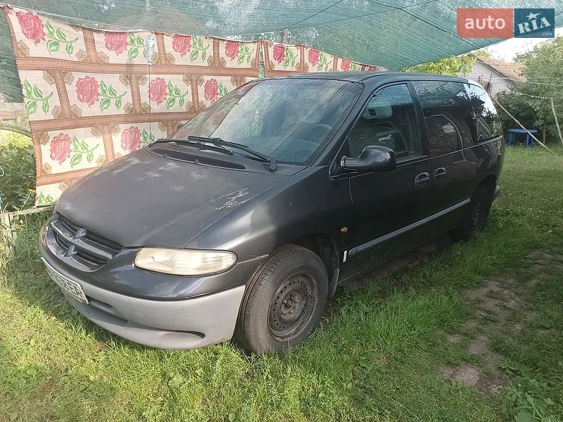 Dodge Ram Van 2000