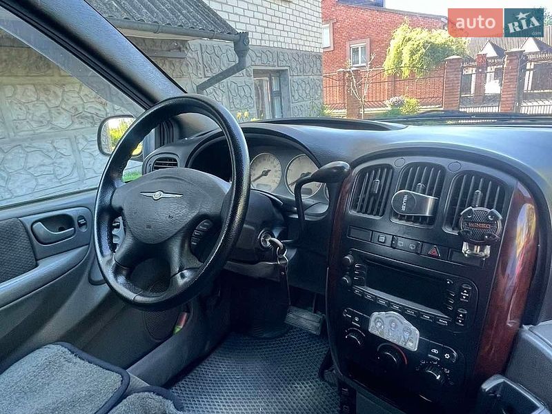 Минивэн Dodge Ram Van 2005 в Любомле