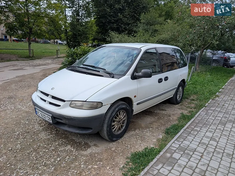 Dodge Ram Van 1998