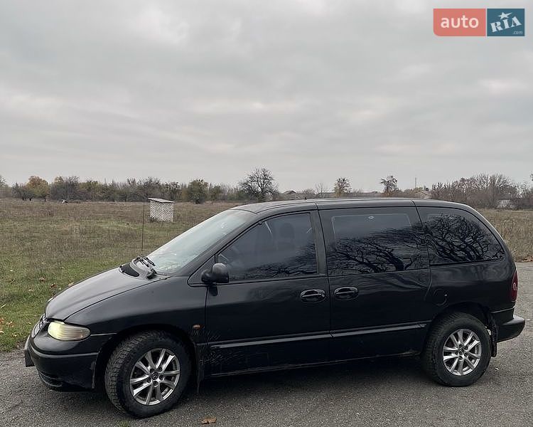 Минивэн Dodge Ram Van 1999 в Радомышле фото 2 Минивэн Dodge Ram Van 1999 в Радомышле