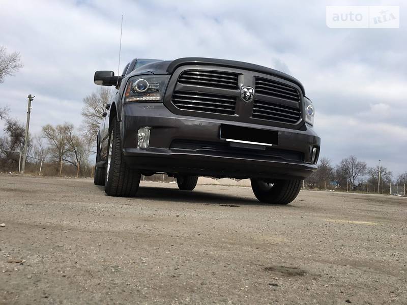 Пикап Dodge RAM 2016 в Киеве