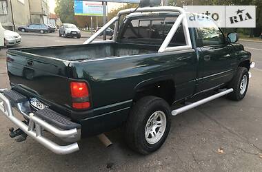 Пикап Dodge RAM 2000 в Одессе