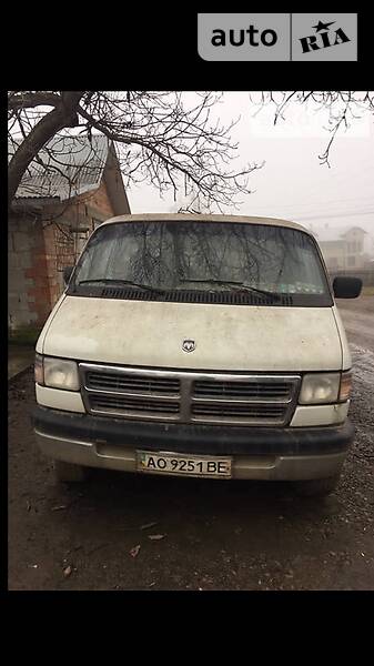 Другие автобусы Dodge Sprinter 1994 в Черновцах