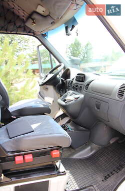 Микроавтобус Dodge Sprinter 2004 в 