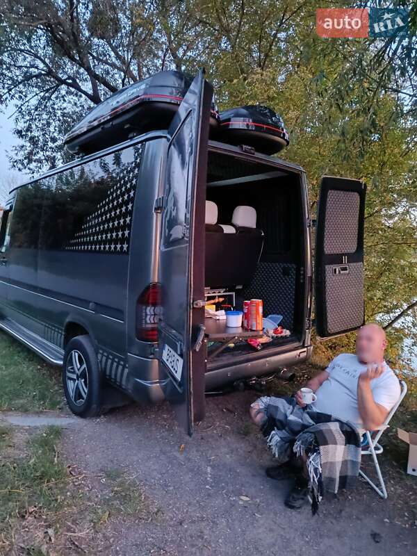 Дом на колесах Dodge Sprinter 2004 в Киеве фото 5 Дом на колесах Dodge Sprinter 2004 в Киеве