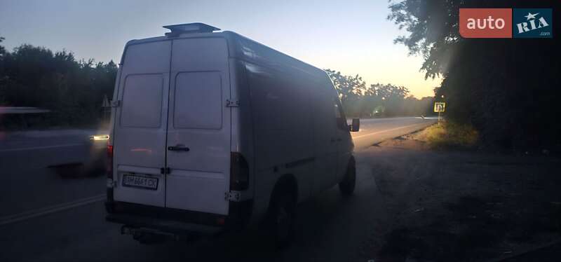 Вантажний фургон Dodge Sprinter 2004 в Вінниці