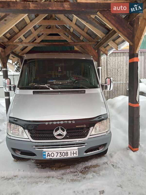 Микроавтобус Dodge Sprinter 2004 в Тячеве