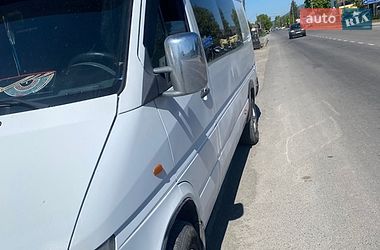 Вантажопасажирський фургон Dodge Sprinter 2006 в Хусті