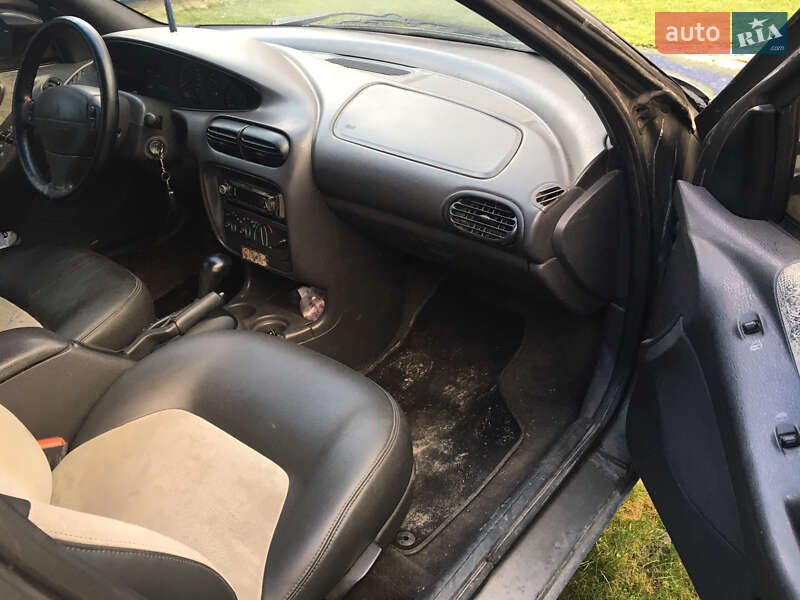 Седан Dodge Stratus 1998 в Буче