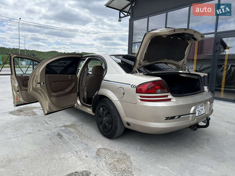 Седан Dodge Stratus 2001 в Теребовле