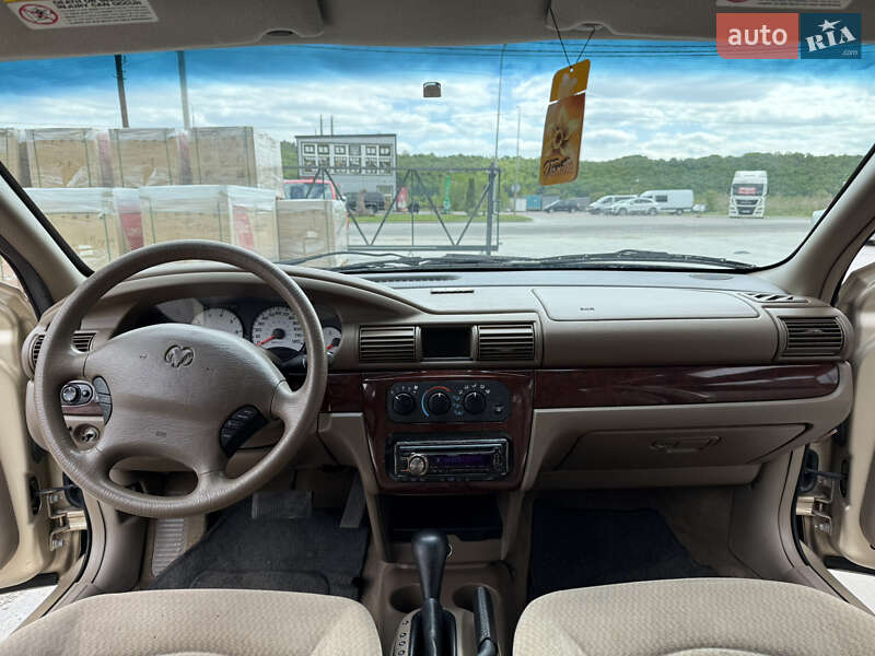 Седан Dodge Stratus 2001 в Теребовле