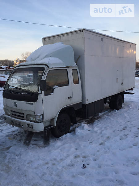 Другая спецтехника Dongfeng DF-20 2006 в Киеве