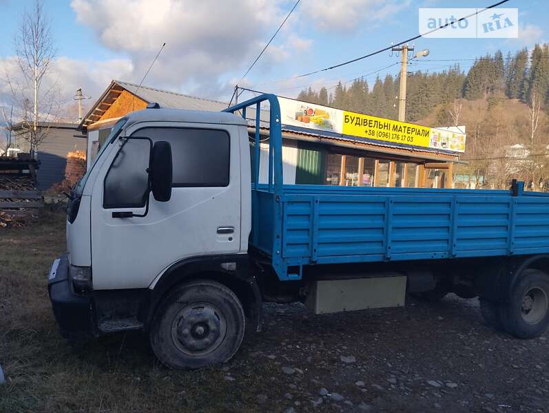 Тентованый Dongfeng DF-40 2006 в Верховине