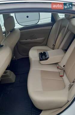 Седан Dongfeng E11K 2019 в 
