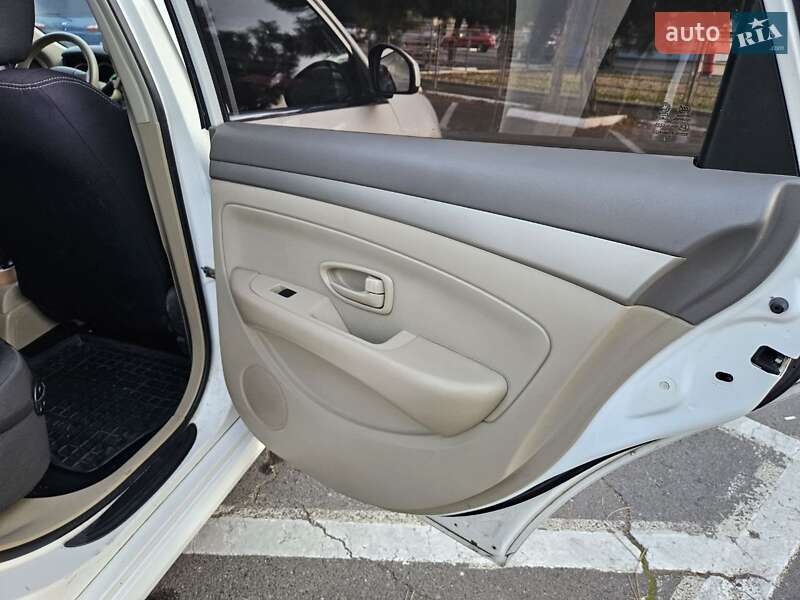 Седан Dongfeng E11K 2018 в Одесі фото 29 Седан Dongfeng E11K 2018 в Одесі