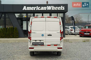 Вантажний фургон Dongfeng EM26 2022 в 