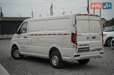 Вантажний фургон Dongfeng EM26 2022 в 