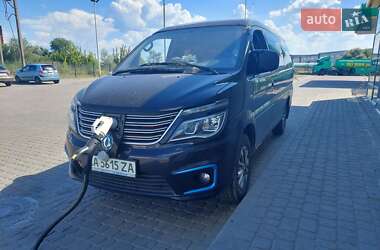 Минивэн Dongfeng M5EV 2020 в 
