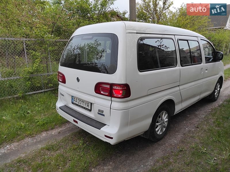 Минивэн Dongfeng M5EV 2019 в Киеве